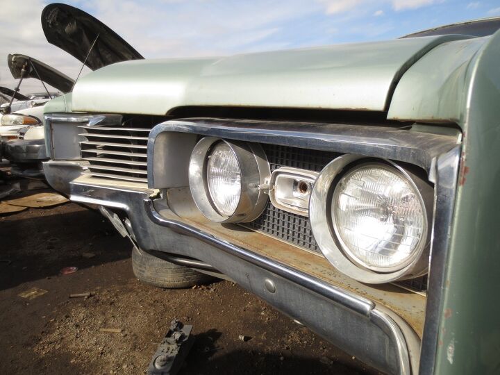 junkyard find 1967 oldsmobile delta 88