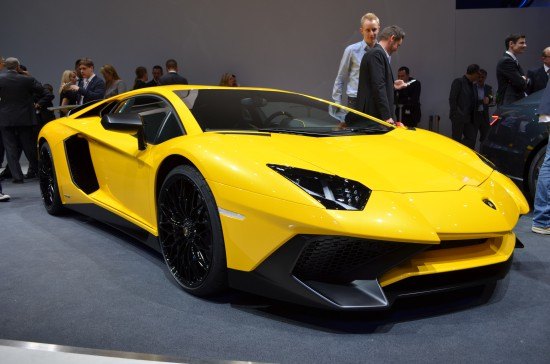 Geneva 2015: Lamborghini Aventador SV Bows