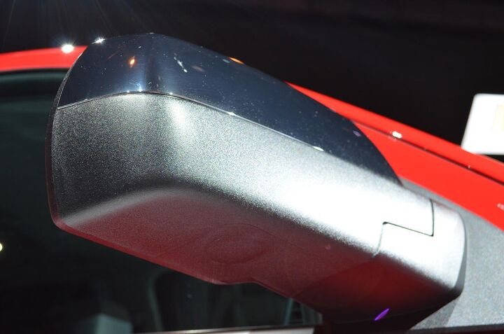 chicago 2015 chevrolet silverado shows off custom trim