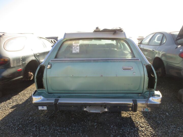 junkyard find 1977 ford ltd ii station wagon
