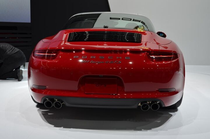naias 2015 porsche debuts 911 targa 4 gts cayenne turbo s