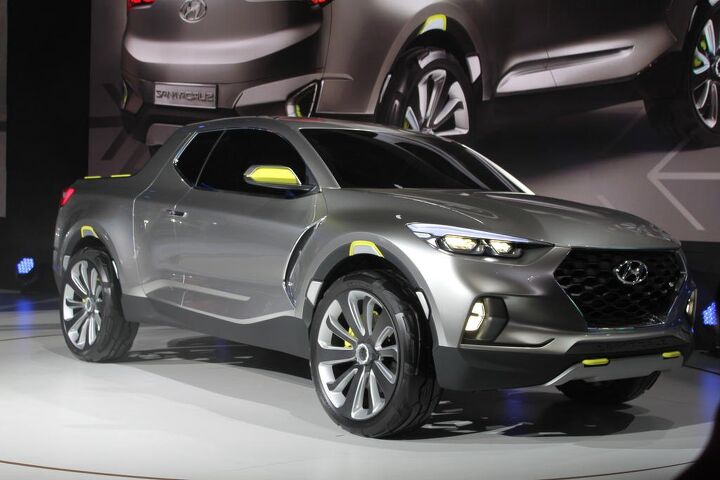 NAIAS 2015: Hyundai Santa Cruz Crossover Truck Concept Unveiled