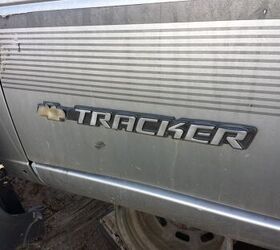 junkyard find 2001 chevrolet tracker zr 2