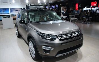 Paris 2014: Land Rover Discovery Sport Arrives