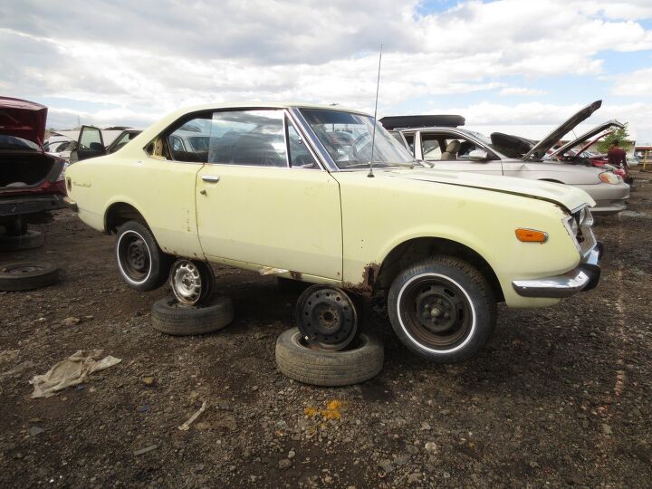 Junkyard Find: 1971 Toyota Corona Mark II