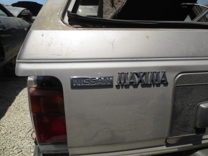 junkyard find 1986 nissan maxima station wagon