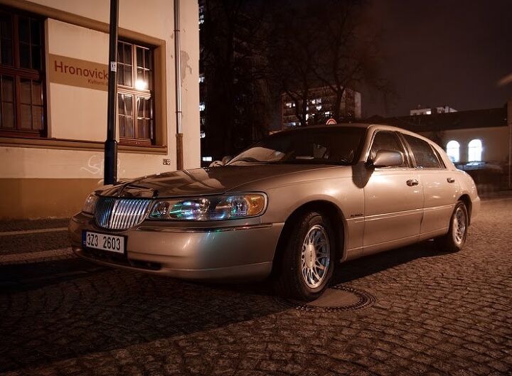 myths and legends lincoln town car