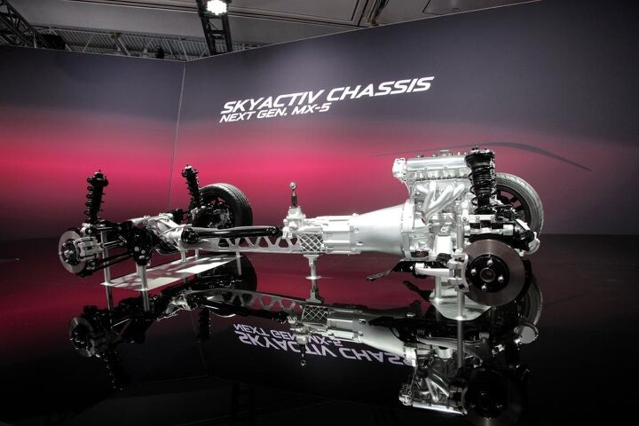 New York 2014: Mazda Skyactiv Chassis Live Shots