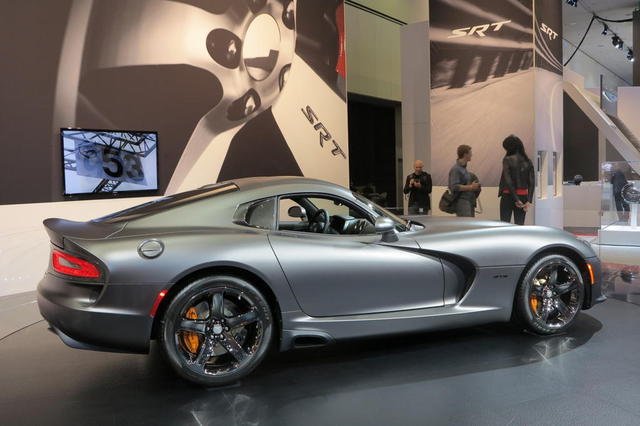 Los Angeles 2013: Anodized-Carbon-Special-Edition-SRT-Viper GTS