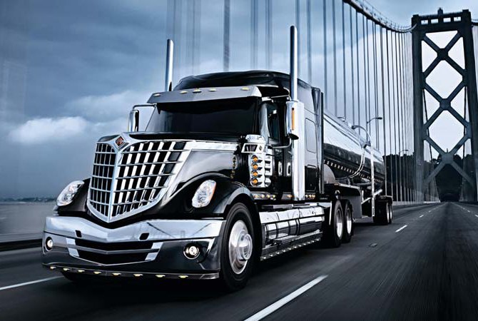 Medium, Heavy Truck Fuel Economy Standards Deadline Set For March 2016