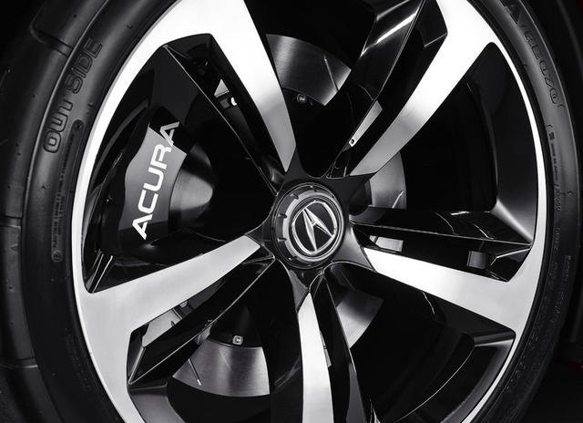 naias 2014 two transmission choices for the new acura tl