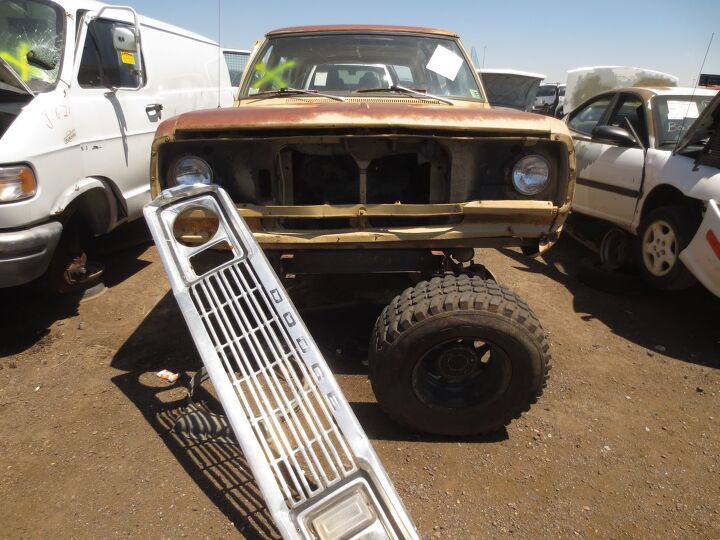 junkyard find 1978 dodge ramcharger