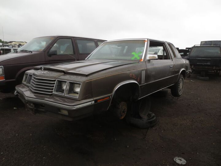junkyard find 1985 dodge 600 turbo