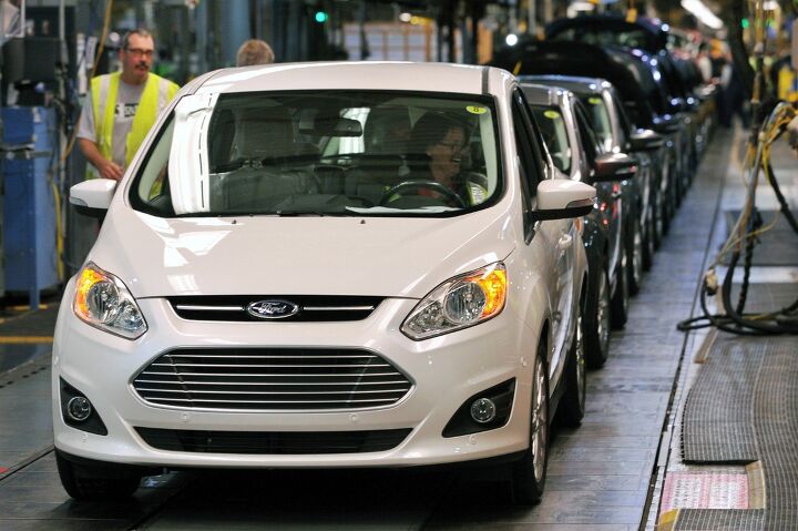 Ford to Idle Michigan Plant for Two Weeks Due to Growing Focus and C-Max Inventories