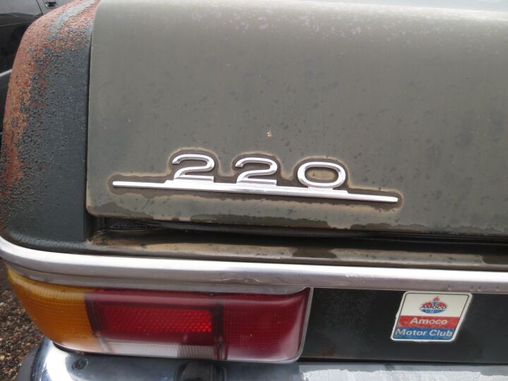 junkyard find 1973 mercedes benz 220