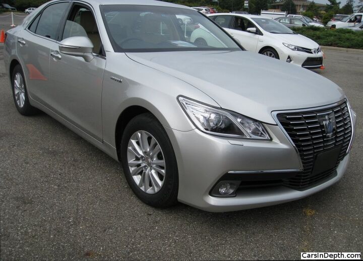 Capsule Review: Drive Like A Boss, A Japanese Boss.<br>Toyota Crown Royal Saloon, So Smooth It Should Come In A Purple Velvet Bag