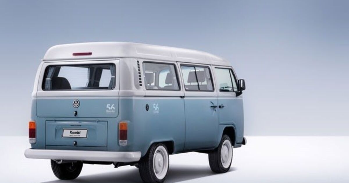 VW Microbus Rolls Off Into The Sunset With 600