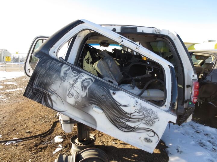 tailgate mural fails to spare this expedition from crusher s jaws