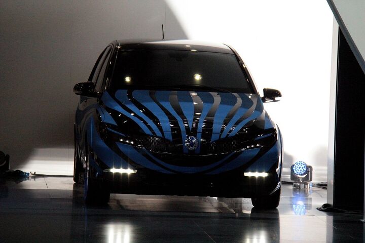 em shanghai auto show em byd and daimler show first glimpse at joint ev while byd