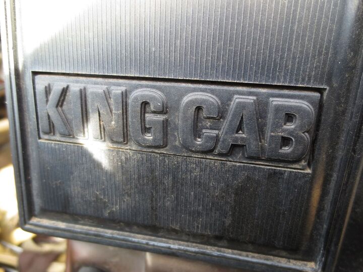junkyard find 1980 datsun 720 king cab 4wd pickup