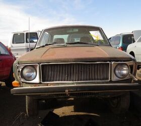 Junkyard Find: 1971 Volvo 142 | The Truth About Cars