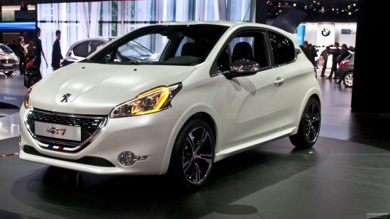 Peugeot Adds Lightness With 1700 LB Supermini