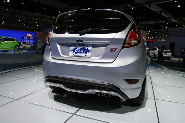 live shots of the ford fiesta st 2012 los angeles auto show