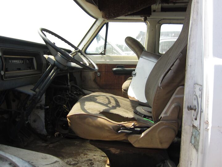 junkyard find 1970 ford econoline van