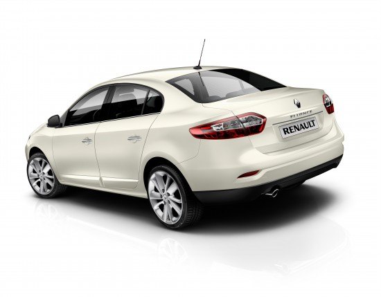 renault shows a new fluence