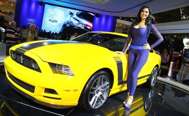 the product specialists of the sao paulo motor show show the cars of the sao paulo