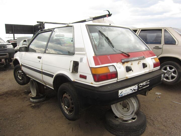 Junkyard Find: 1988 Toyota Corolla