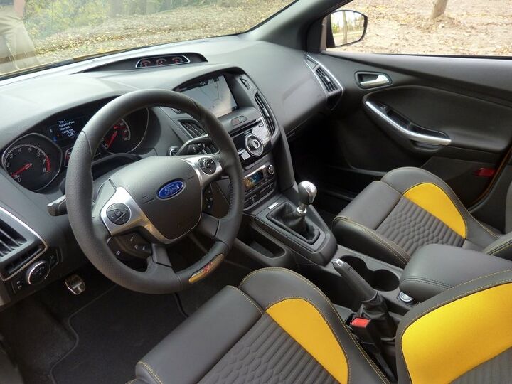 review 2013 ford focus st
