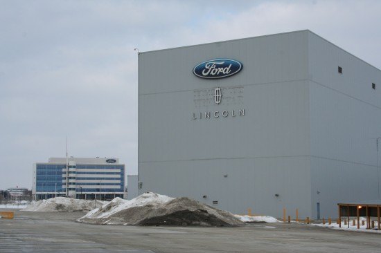caw reaches tentative agreement with ford details announced