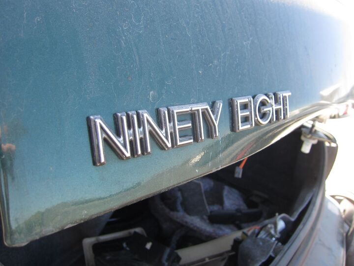 junkyard find 1994 oldsmobile ninety eight regency elite