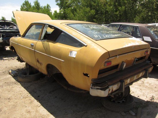 junkyard find 1975 datsun b210