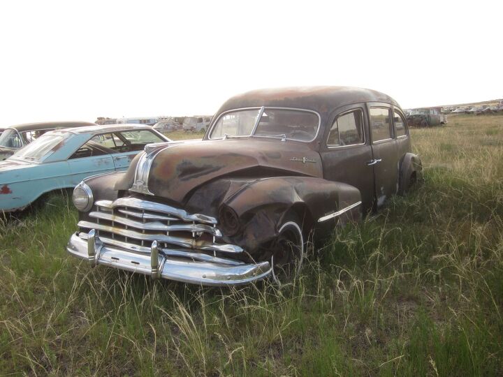 Junkyard Find: 1948 Pontiac Hearse