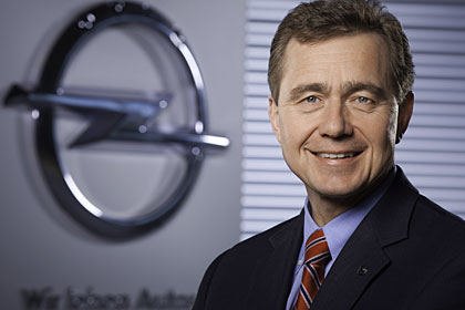 Opel: Stracke Out, Girsky In, GM In Panic