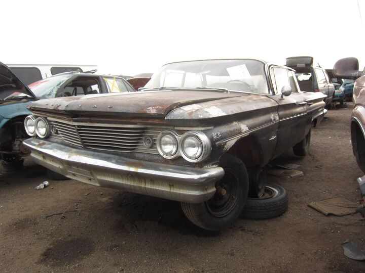 junkyard find 1960 pontiac ventura