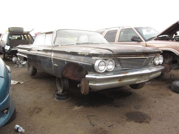 junkyard find 1960 pontiac ventura
