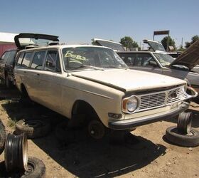 Junkyard Find: 1969 Volvo 145 Wagon