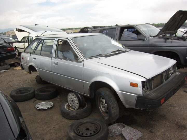 junkyard find 1982 nissan sentra station wagon