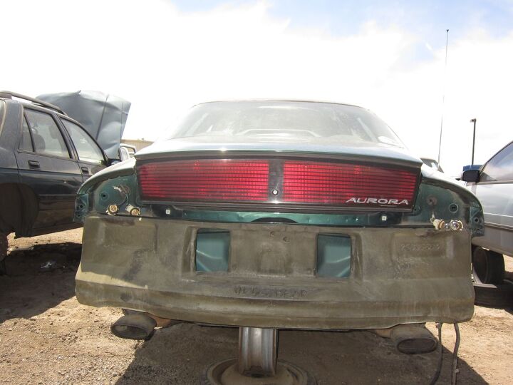 junkyard find 1996 oldsmobile aurora