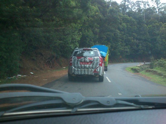 mahindra xuv500 spied by our man in india