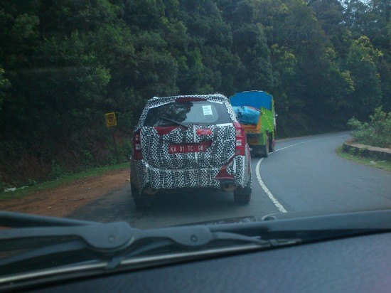 mahindra xuv500 spied by our man in india