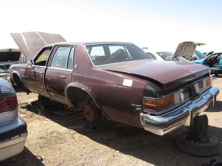 junkyard find 1979 buick lesabre limited