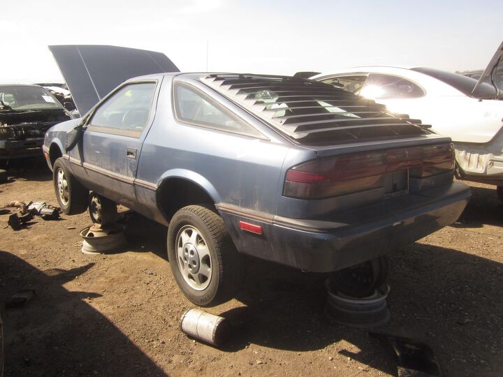Junkyard Find: 1988 Dodge Daytona Turbo