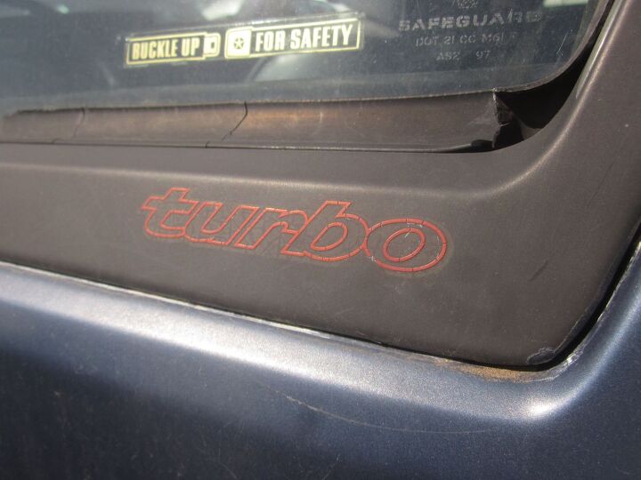 junkyard find 1988 dodge daytona turbo