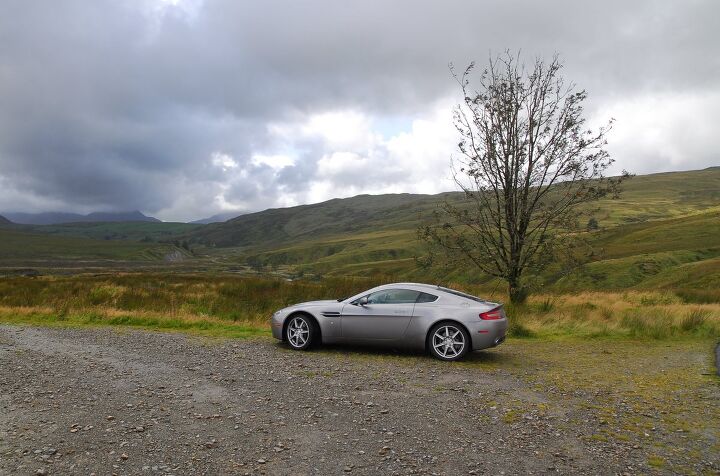 Capsule Review: Aston Martin V8 Vantage