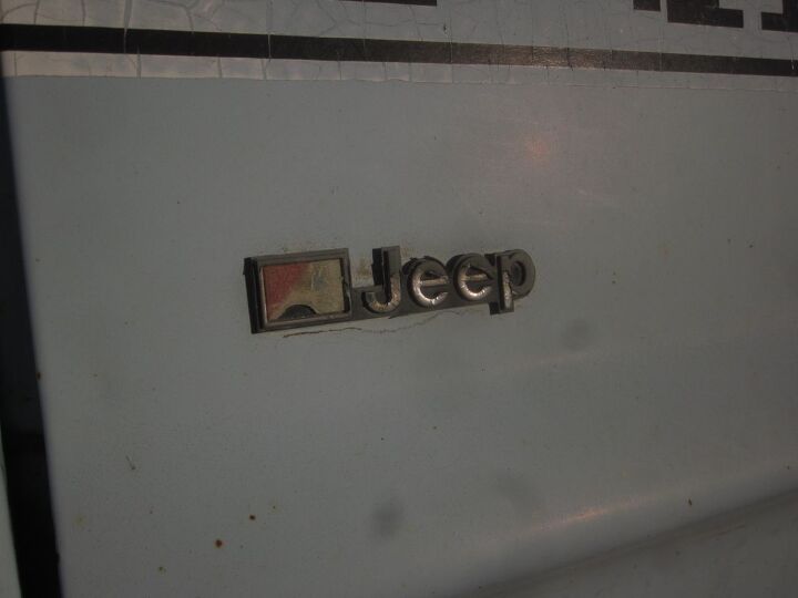 junkyard find 1979 jeep cherokee