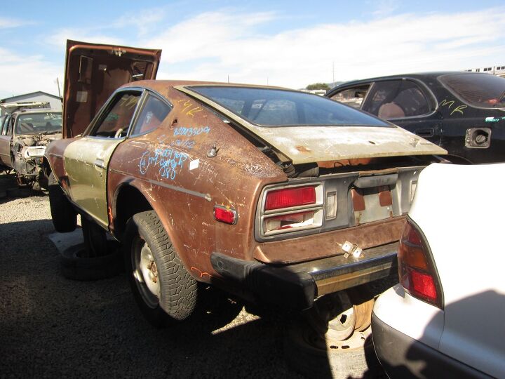 junkyard find 1977 datsun 280z